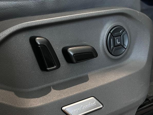 Volkswagen Touareg III с пробегом 2020 года, цена 5 199 000 рублей, 128256 км, внедорожник, Автокод Объявления