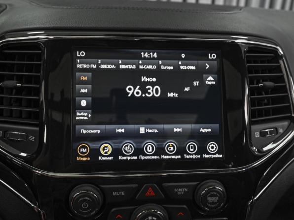 Jeep Grand Cherokee IV (WK2) Рестайлинг с пробегом 2021 года, цена 6 550 000 рублей, 111705 км, внедорожник, Автокод Объявления
