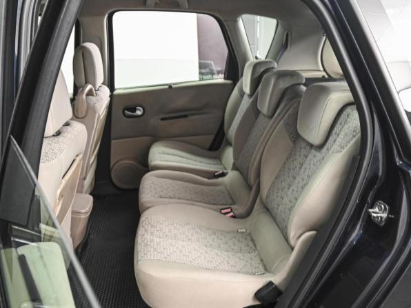 Renault Scenic II Рестайлинг с пробегом 2008 года, цена 558 000 рублей, 285885 км, компактвэн, Автокод Объявления