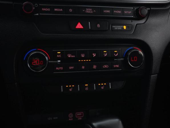 Kia Ceed III с пробегом 2020 года, цена 1 593 444 рубля, 138644 км, хэтчбек, Автокод Объявления