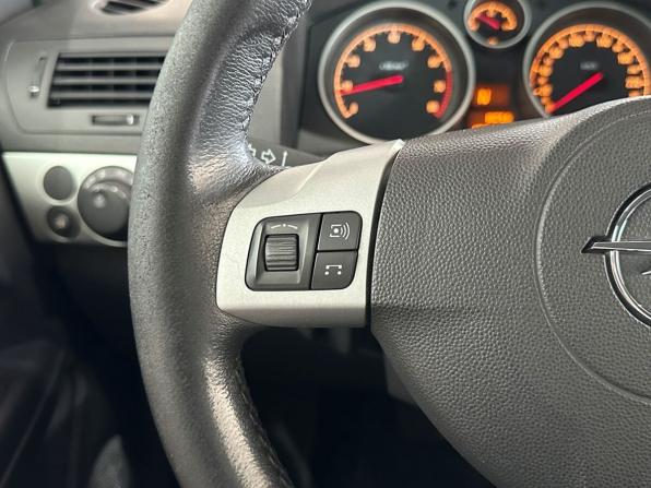 Opel Astra H Рестайлинг с пробегом 2009 года, цена 382 000 рублей, 158069 км, хэтчбек, Автокод Объявления