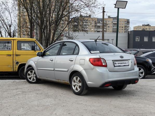 Kia Rio II Рестайлинг с пробегом 2010 года, цена 299 000 рублей, 202500 км, седан, Автокод Объявления