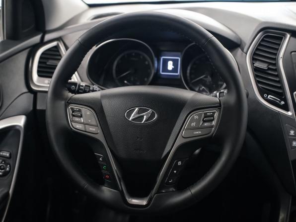 Hyundai Santa Fe III Рестайлинг с пробегом 2015 года, цена 1 632 000 рублей, 266000 км, внедорожник, Автокод Объявления