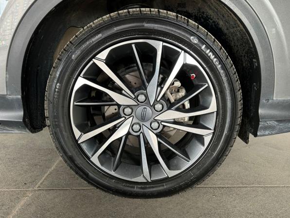 Geely Coolray I с пробегом 2022 года, цена 1 692 000 рублей, 61701 км, внедорожник, Автокод Объявления