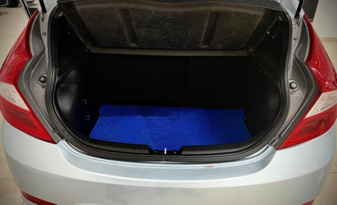 Hyundai Solaris I с пробегом 2012 года, цена 680 000 рублей, 177000 км, хэтчбек, Автокод Объявления
