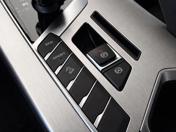 Geely Coolray I с пробегом 2020 года, цена 1 647 000 рублей, 51919 км, внедорожник, Автокод Объявления