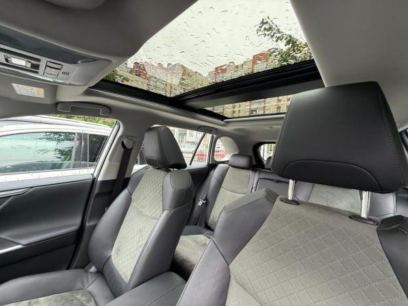 Toyota RAV4 V (XA50) с пробегом 2024 года, цена 3 899 000 рублей, 18200 км, внедорожник, Автокод Объявления