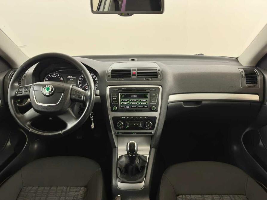 Skoda Octavia II (A5) Рестайлинг Москва  - изображение 5