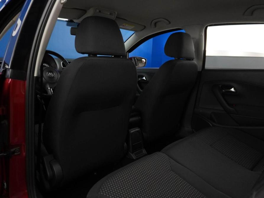 Volkswagen Polo V Москва  - изображение 11