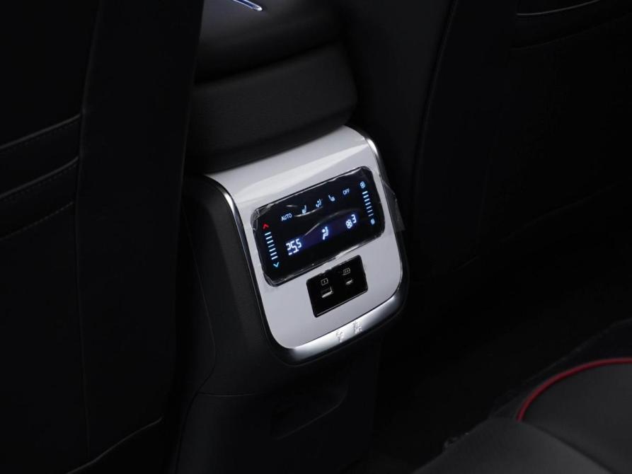 Hongqi HS7 II Москва  - изображение 14