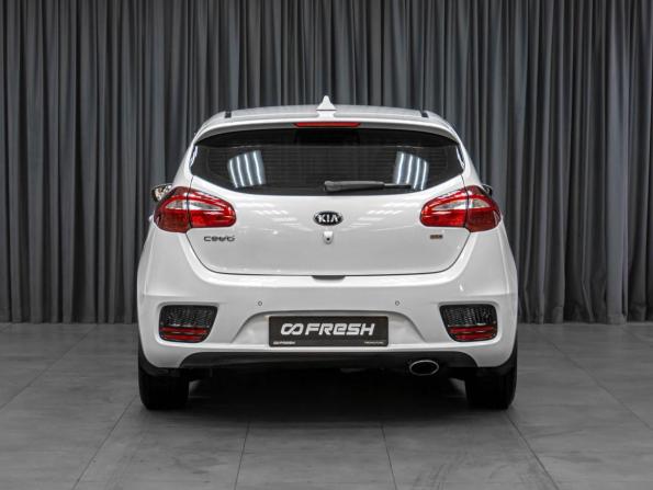Kia Ceed II Рестайлинг с пробегом 2018 года, цена 1 199 000 рублей, 252483 км, хэтчбек, Автокод Объявления