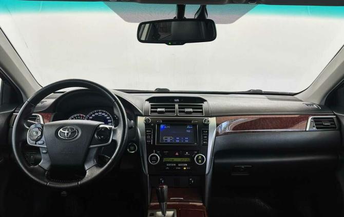 Toyota Camry VII (XV50) с пробегом 2014 года, цена 1 340 000 рублей, 339963 км, седан, Автокод Объявления