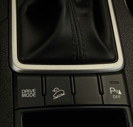 Kia Sportage IV Рестайлинг с пробегом 2019 года, цена 1 725 000 рублей, 155076 км, внедорожник, Автокод Объявления