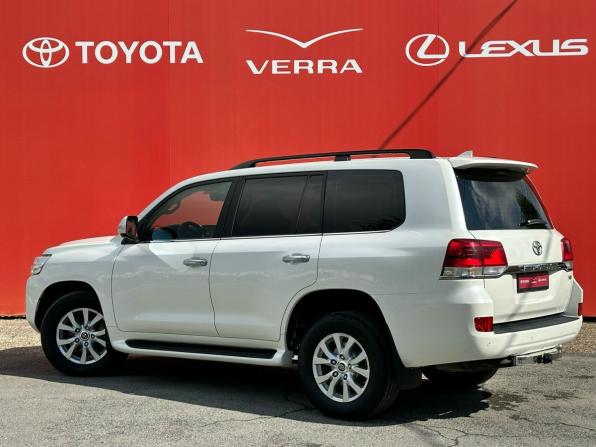 Toyota Land Cruiser 200 Series Рестайлинг 2 с пробегом 2018 года, цена 5 680 000 рублей, 266000 км, внедорожник, Автокод Объявления