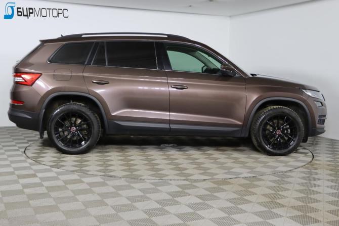 Skoda Kodiaq I с пробегом 2019 года, цена 2 279 990 рублей, 272160 км, внедорожник, Автокод Объявления