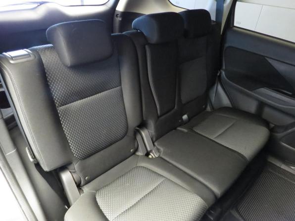Mitsubishi Outlander III Рестайлинг 2 с пробегом 2017 года, цена 1 760 000 рублей, 143000 км, внедорожник, Автокод Объявления