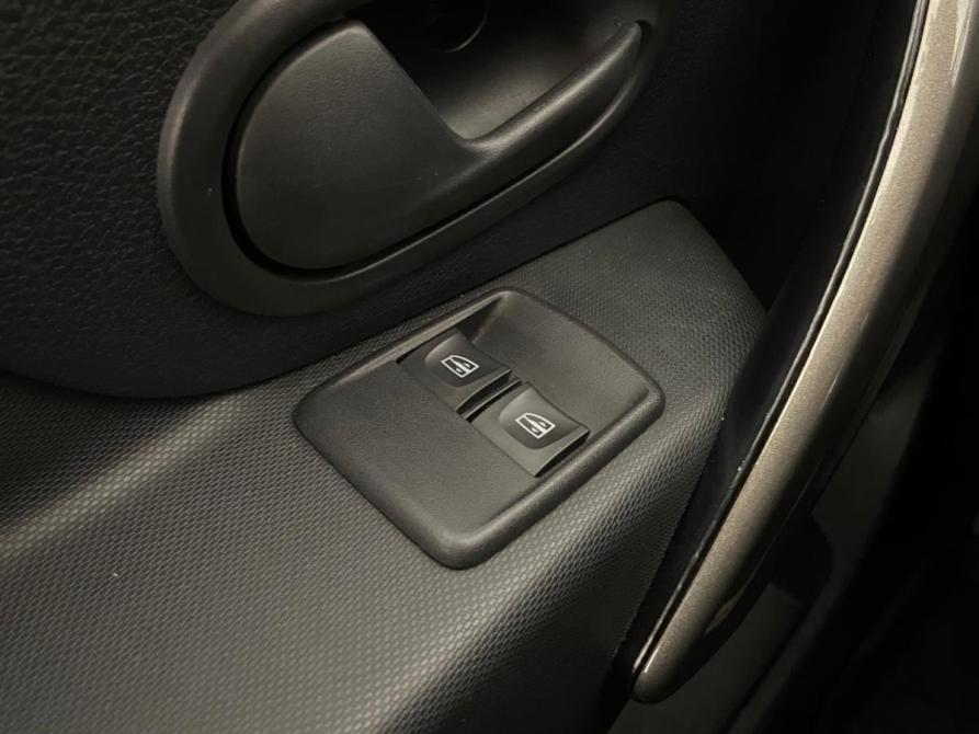 Renault Logan II Рестайлинг Псков  - изображение 16