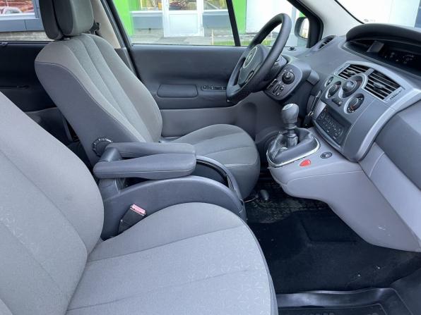 Renault Scenic II Рестайлинг с пробегом 2008 года, цена 349 000 рублей, 201250 км, компактвэн, Автокод Объявления