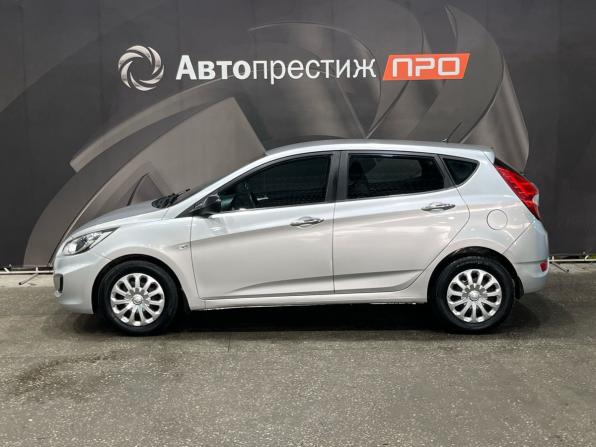 Hyundai Solaris I с пробегом 2011 года, цена 680 000 рублей, 131497 км, хэтчбек, Автокод Объявления