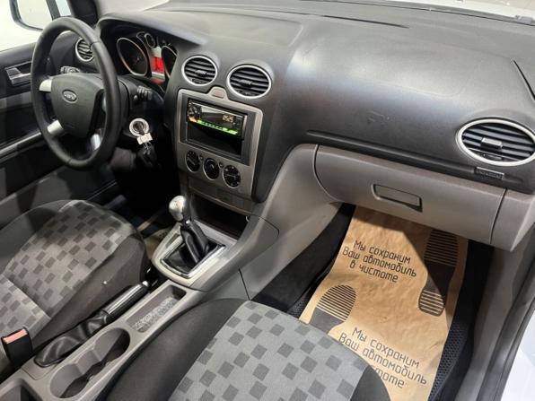 Ford Focus II Рестайлинг с пробегом 2008 года, цена 425 000 рублей, 234380 км, седан, Автокод Объявления
