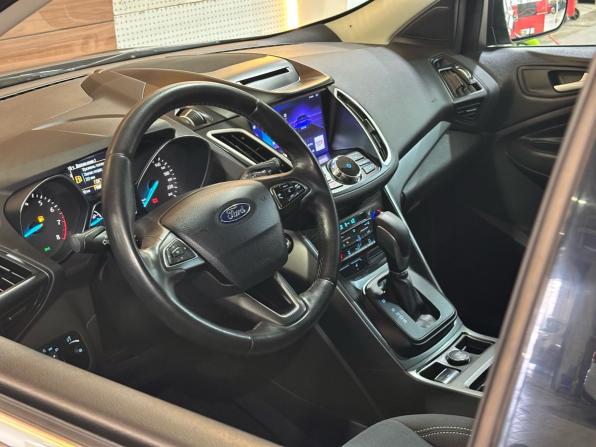 Ford Kuga II Рестайлинг с пробегом 2017 года, цена 1 475 000 рублей, 117268 км, внедорожник, Автокод Объявления