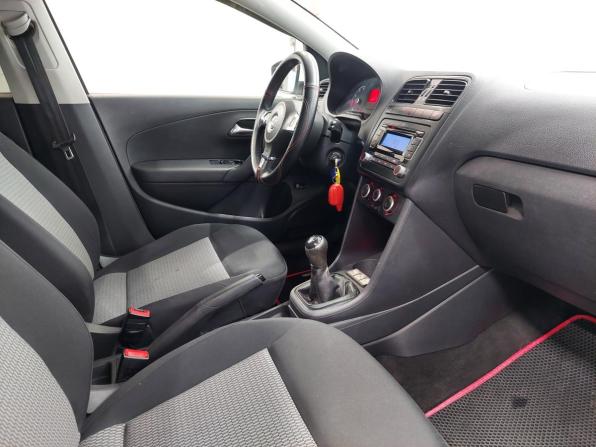 Volkswagen Polo V с пробегом 2012 года, цена 630 000 рублей, 175000 км, седан, Автокод Объявления