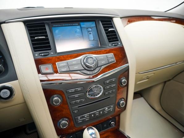 Infiniti QX80 I Рестайлинг с пробегом 2015 года, цена 3 289 900 рублей, 126211 км, внедорожник, Автокод Объявления
