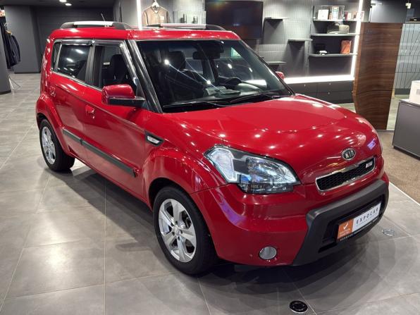 Kia Soul I с пробегом 2010 года, цена 620 000 рублей, 176800 км, хэтчбек, Автокод Объявления