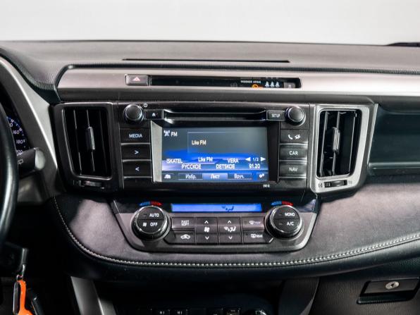 Toyota RAV4 IV (XA40) Рестайлинг с пробегом 2015 года, цена 2 226 000 рублей, 187000 км, внедорожник, Автокод Объявления