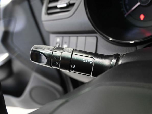 Kia Rio III с пробегом 2012 года, цена 749 900 рублей, 196150 км, хэтчбек, Автокод Объявления