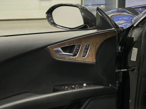 Audi A7 I (4G) с пробегом 2012 года, цена 2 299 000 рублей, 231501 км, лифтбек, Автокод Объявления