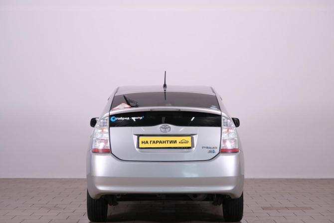 Toyota Prius II Рестайлинг (XW20) с пробегом 2008 года, цена 729 000 рублей, 321000 км, лифтбек, Автокод Объявления