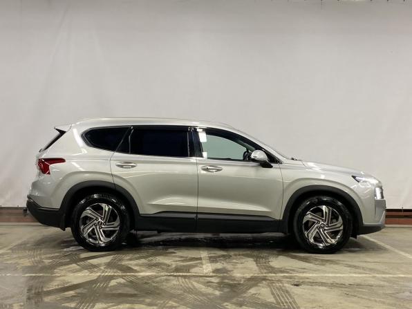 Hyundai Santa Fe IV Рестайлинг с пробегом 2022 года, цена 4 149 000 рублей, 21600 км, внедорожник, Автокод Объявления