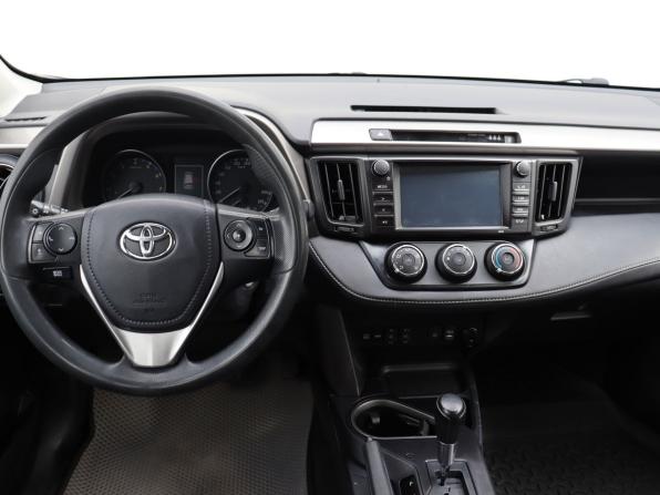 Toyota RAV4 IV (XA40) Рестайлинг с пробегом 2016 года, цена 1 800 000 рублей, 264366 км, внедорожник, Автокод Объявления