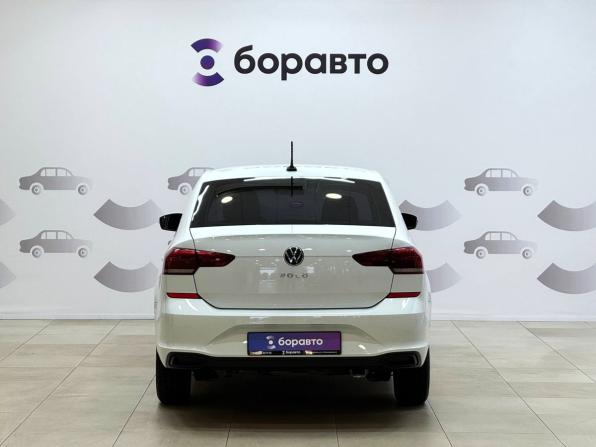 Volkswagen Polo VI с пробегом 2021 года, цена 1 620 000 рублей, 81366 км, лифтбек, Автокод Объявления