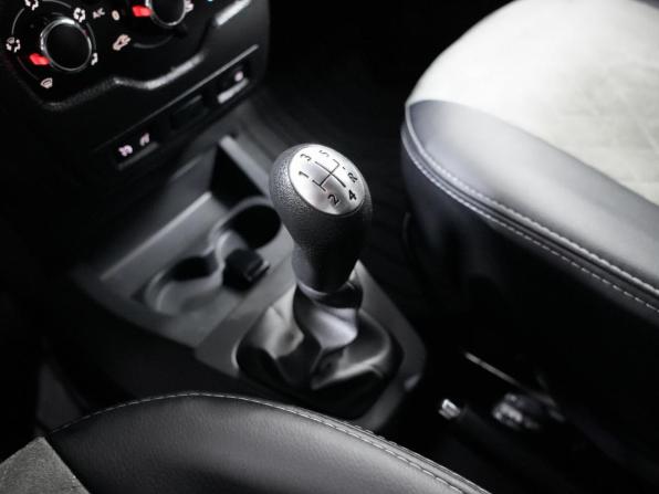 Renault Dokker I с пробегом 2019 года, цена 1 077 000 рублей, 236000 км, компактвэн, Автокод Объявления