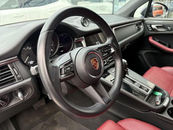 Porsche Macan I Рестайлинг 2 с пробегом 2021 года, цена 7 499 000 рублей, 21685 км, внедорожник, Автокод Объявления