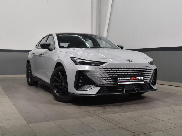 Changan UNI-V I с пробегом 2024 года, цена 2 599 995 рублей, 23784 км, лифтбек, Автокод Объявления