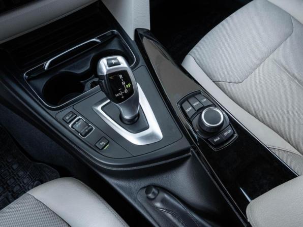 BMW 3 серии VI (F3x) Рестайлинг с пробегом 2017 года, цена 2 014 000 рублей, 95212 км, седан, Автокод Объявления