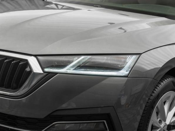 Skoda Octavia IV (A8) с пробегом 2020 года, цена 2 620 000 рублей, 95057 км, лифтбек, Автокод Объявления