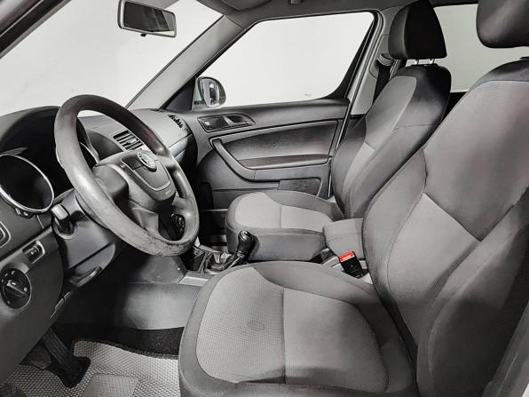 Skoda Yeti I с пробегом 2012 года, цена 880 000 рублей, 169900 км, внедорожник, Автокод Объявления