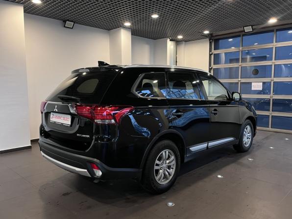 Mitsubishi Outlander III Рестайлинг 2 с пробегом 2017 года, цена 2 100 000 рублей, 153390 км, внедорожник, Автокод Объявления