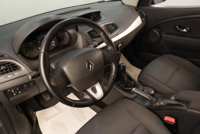 Renault Fluence I с пробегом 2011 года, цена 629 000 рублей, 280000 км, седан, Автокод Объявления