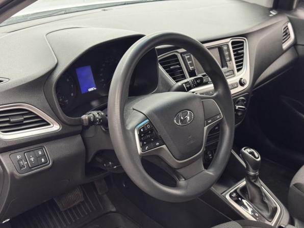 Hyundai Solaris II Рестайлинг с пробегом 2022 года, цена 1 560 000 рублей, 106956 км, седан, Автокод Объявления