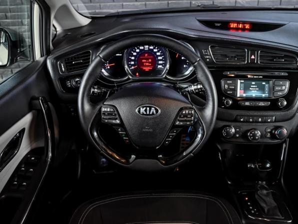 Kia Ceed II с пробегом 2014 года, цена 1 300 000 рублей, 155646 км, универсал, Автокод Объявления