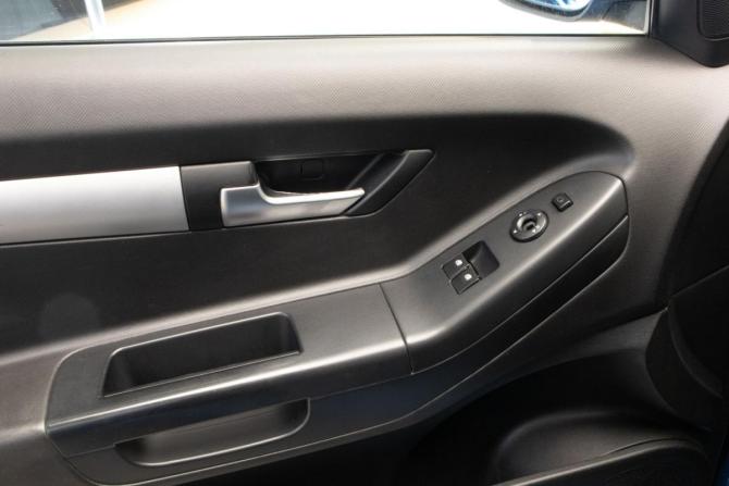Kia Ceed I с пробегом 2010 года, цена 525 000 рублей, 303402 км, хэтчбек, Автокод Объявления