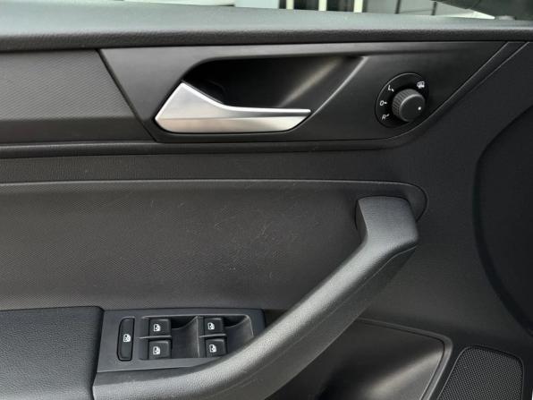 Volkswagen Polo VI с пробегом 2022 года, цена 1 275 000 рублей, 157738 км, лифтбек, Автокод Объявления
