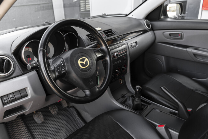 Mazda 3 I (BK) Рестайлинг с пробегом 2008 года, цена 579 000 рублей, 227738 км, седан, Автокод Объявления