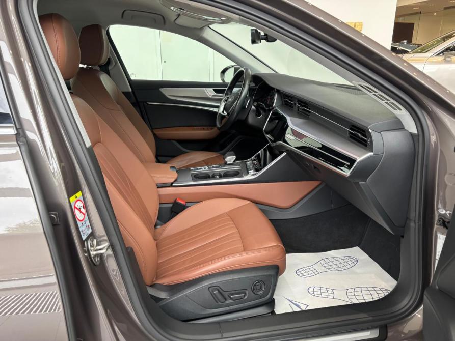 Audi A6 V (C8) Москва  - изображение 16