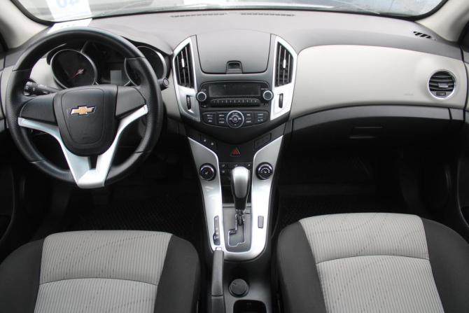 Chevrolet Cruze I Рестайлинг с пробегом 2014 года, цена 595 000 рублей, 247633 км, седан, Автокод Объявления